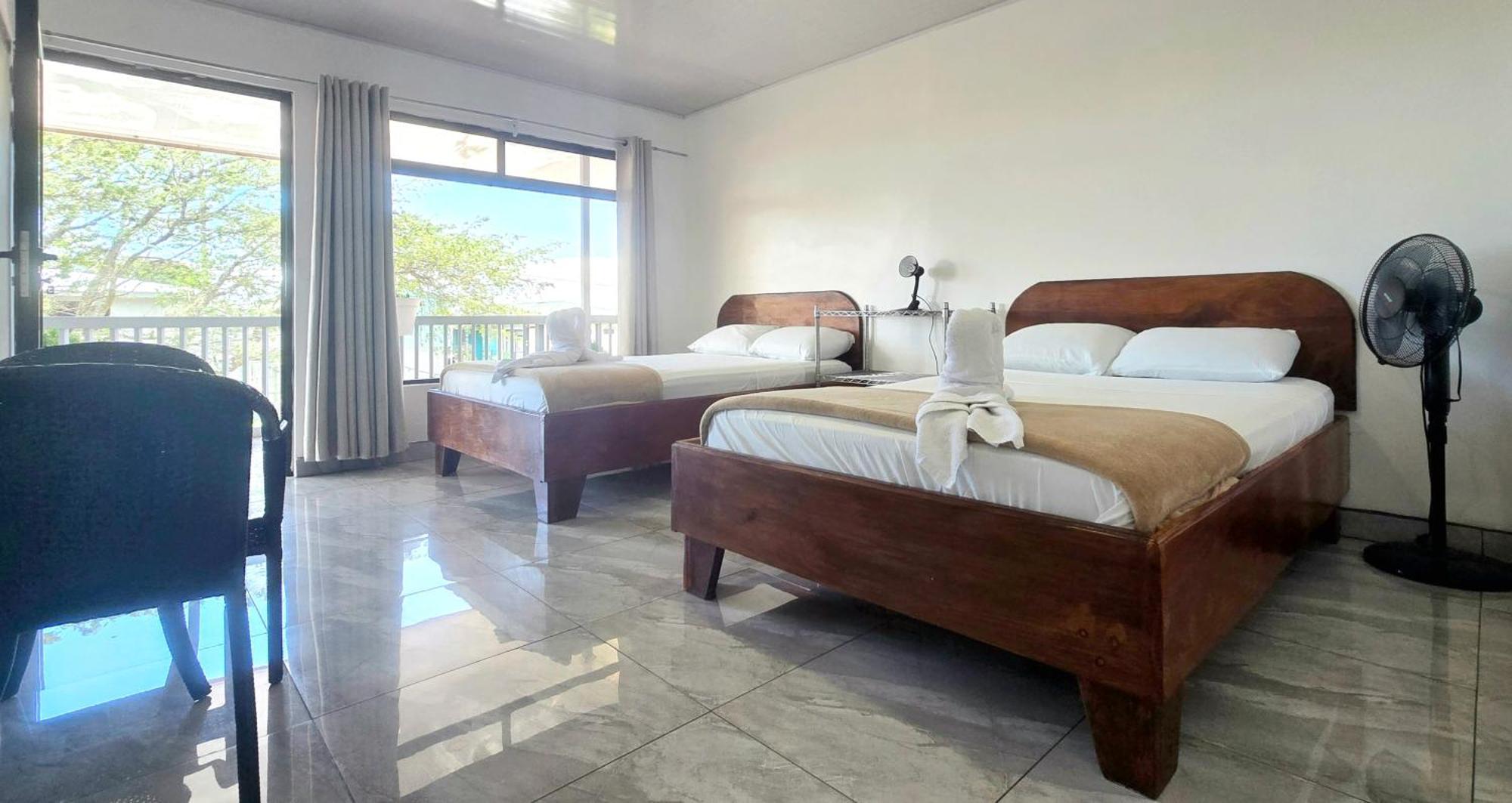 Cattleya Family Hotel Monteverde ภายนอก รูปภาพ