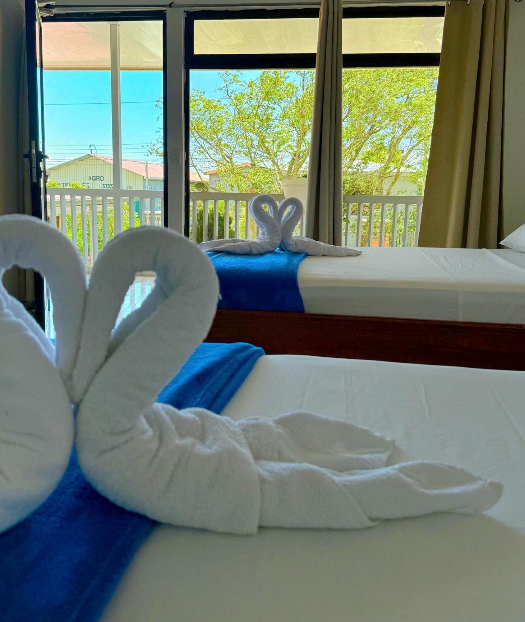 Cattleya Family Hotel Monteverde ภายนอก รูปภาพ