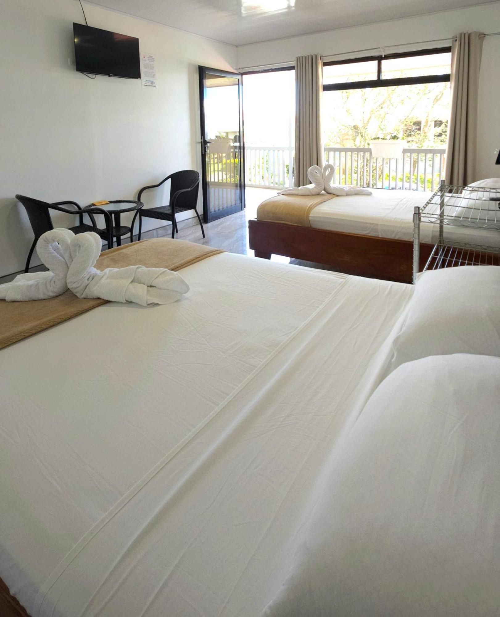 Cattleya Family Hotel Monteverde ภายนอก รูปภาพ