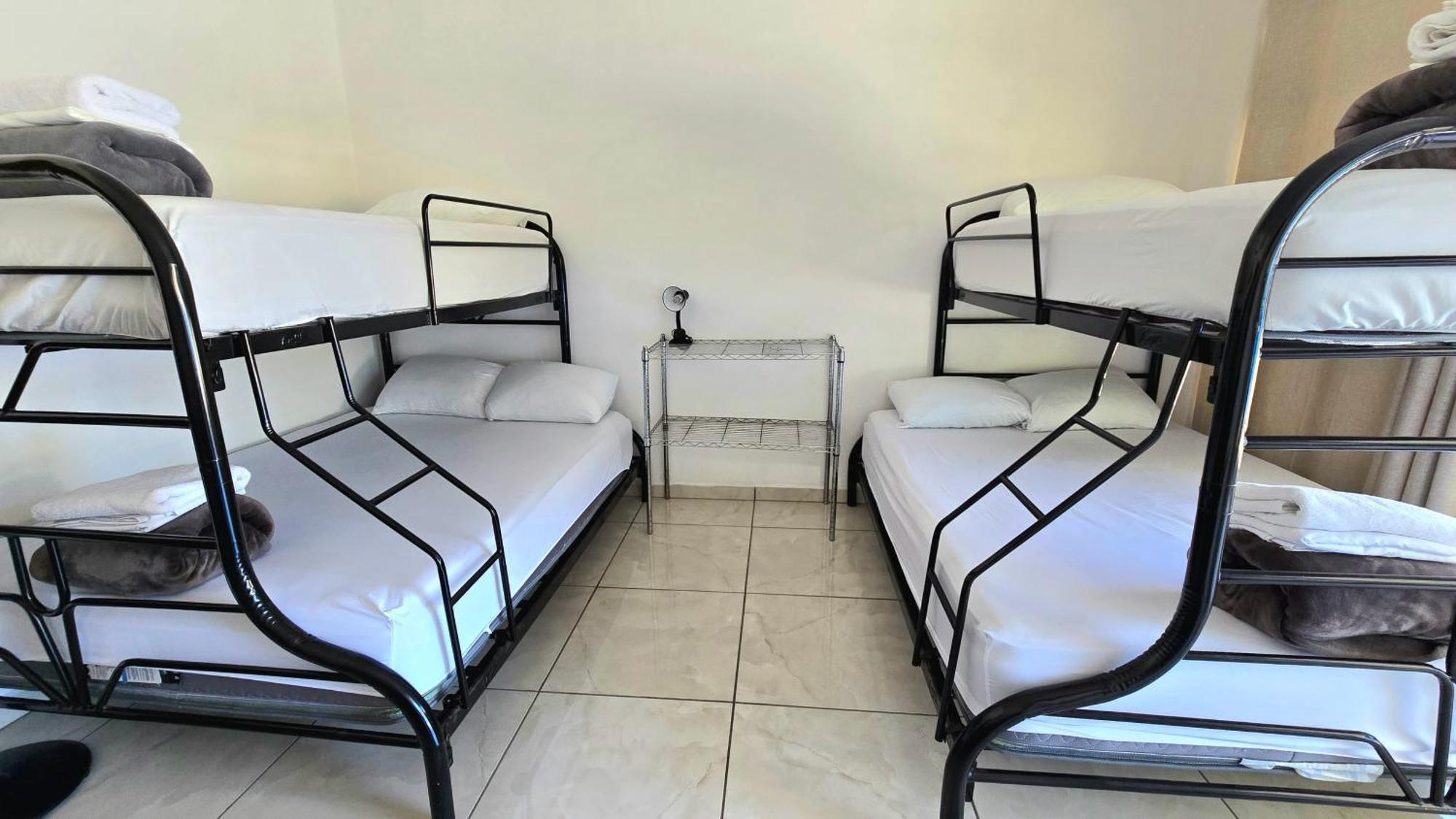 Cattleya Family Hotel Monteverde ภายนอก รูปภาพ