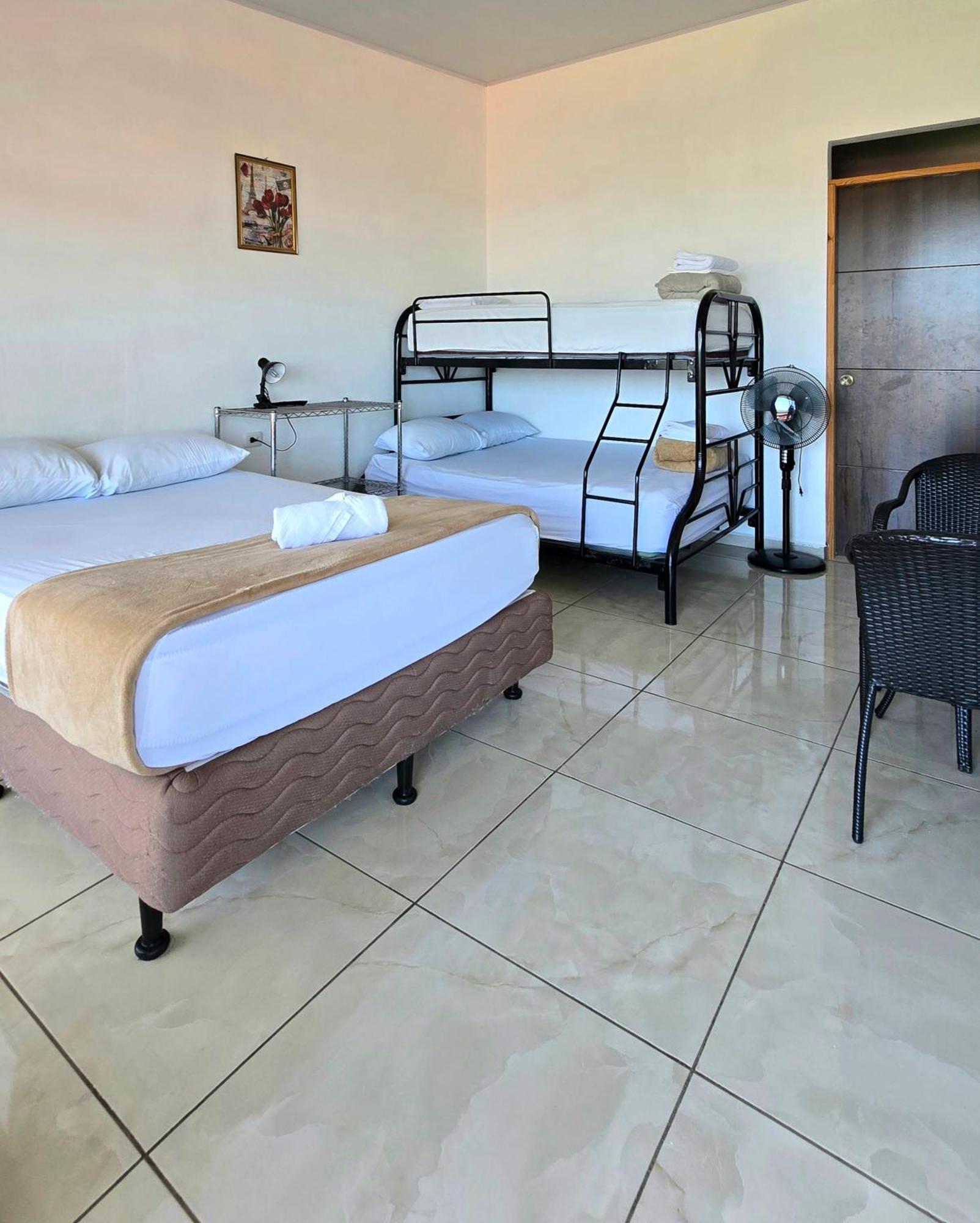 Cattleya Family Hotel Monteverde ภายนอก รูปภาพ