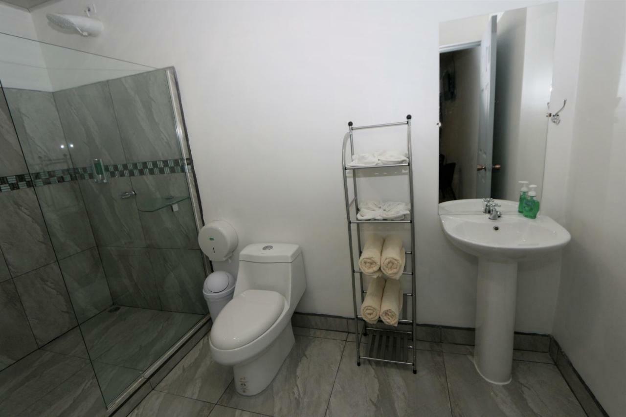 Cattleya Family Hotel Monteverde ภายนอก รูปภาพ