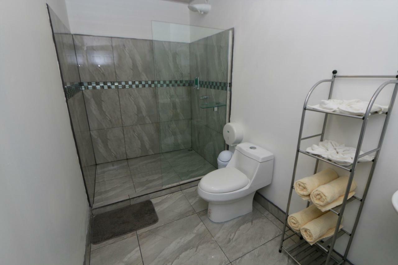 Cattleya Family Hotel Monteverde ภายนอก รูปภาพ