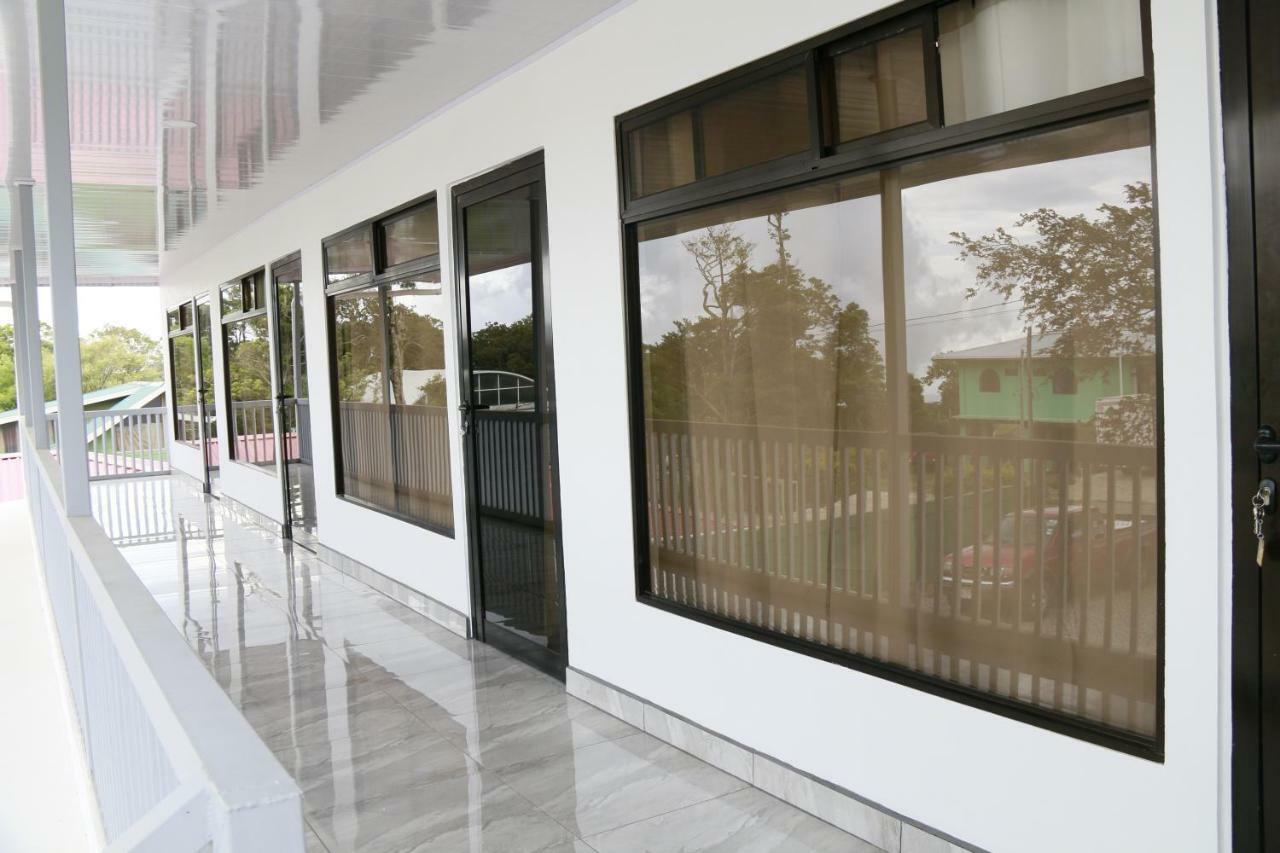 Cattleya Family Hotel Monteverde ภายนอก รูปภาพ